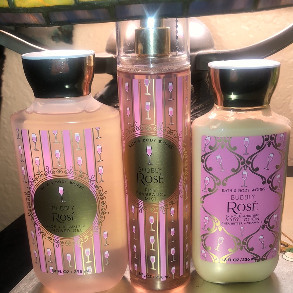 Bath and Bodyworks bubbly rose combo